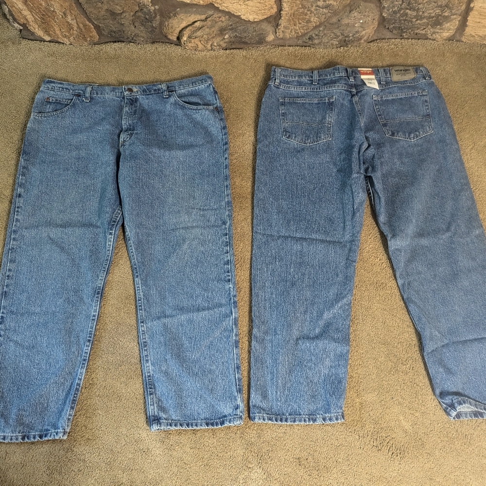 Lot of (2) Pairs of NEW Wrangler Authentics Mens Blue Jeans SZ 40/29